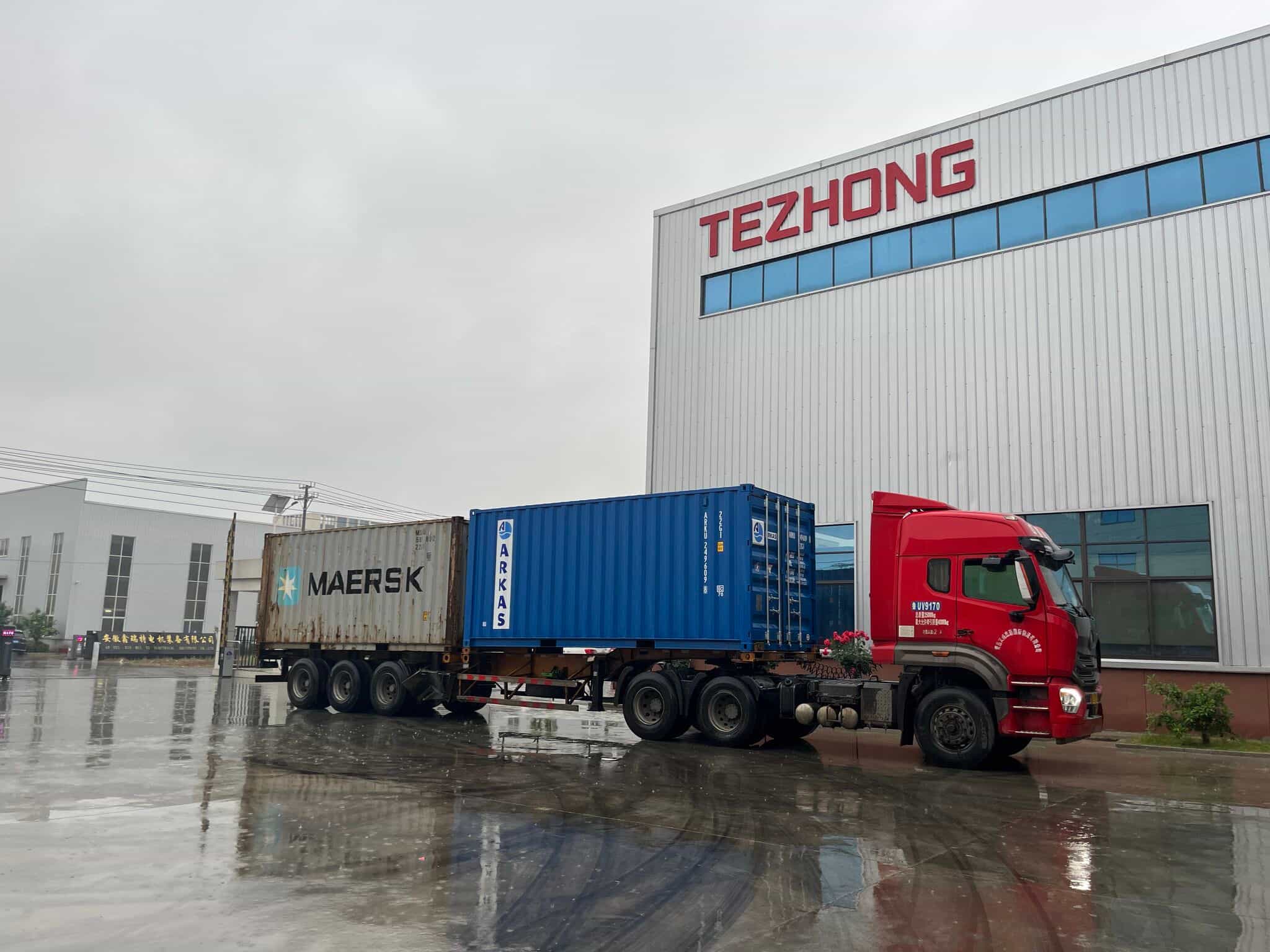 نجحت شركة TeZhong Machinery في تسليم دوافع ركائز الطاقة الشمسية المتطورة إلى عملاء عالميين